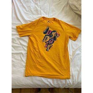 Nike boys T-shirt size XL